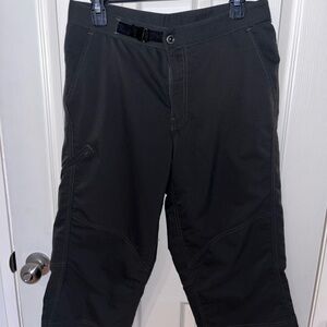 MEC capri short pants (men’s size small)